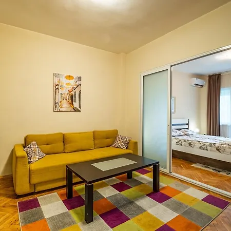 Primorski 2bdrm * Várna