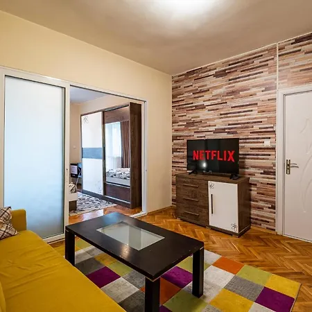 Primorski 2bdrm Apartment *