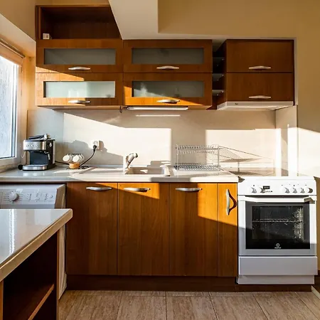 Primorski 2bdrm Apartment *