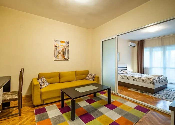 Primorski 2bdrm * Varna