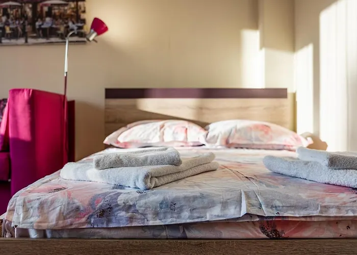 Primorski 2bdrm Appartamento